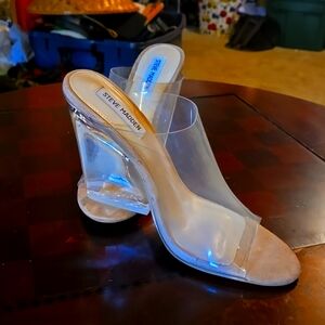Steve Madden Sandals size 9